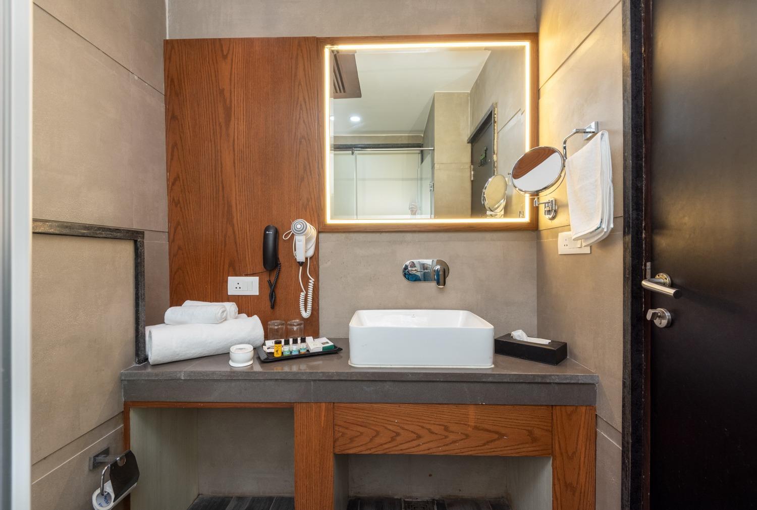 Quality Inn By Lawrence Hotels Dharamshala Exterior foto