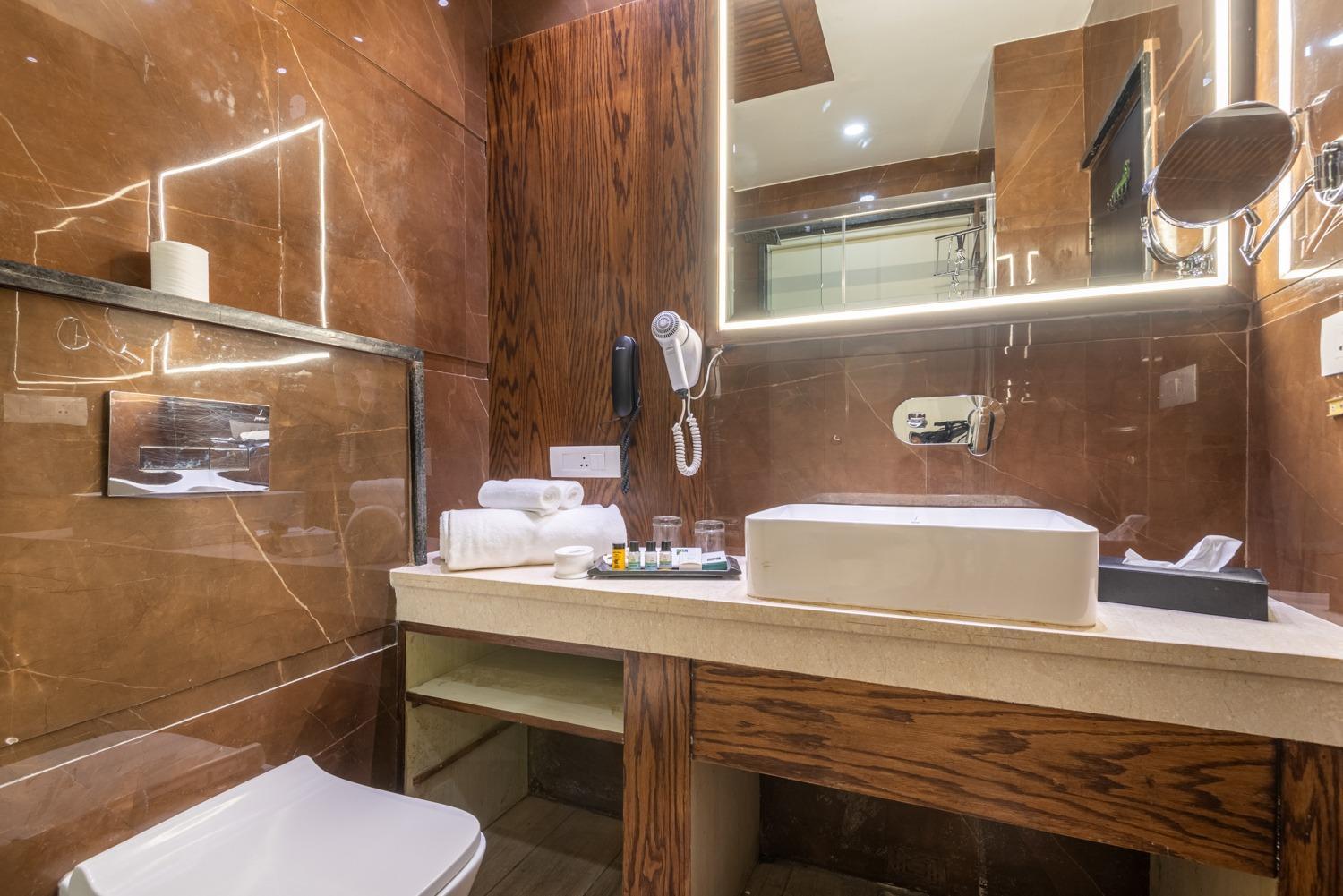 Quality Inn By Lawrence Hotels Dharamshala Exterior foto